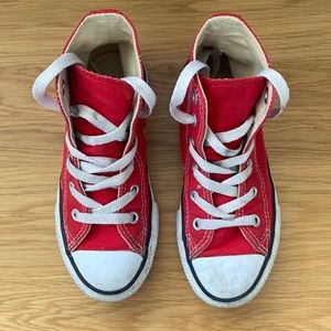 Girls red converse